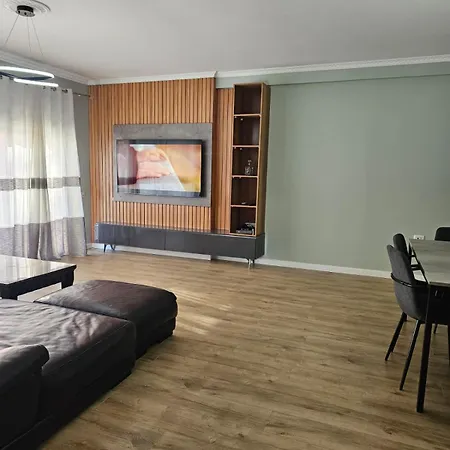 Appartement In Rruga Thoma Filpeu *