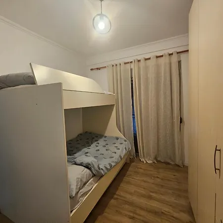 In Rruga Thoma Filpeu Appartement Tirana